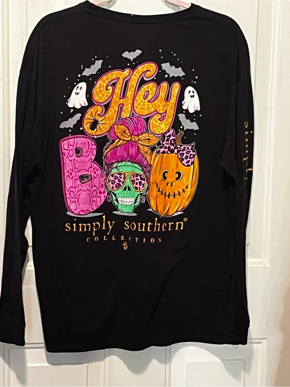 Simply Southern Ladies "Hey Boo" Black Halloween Long Sleeve Tee